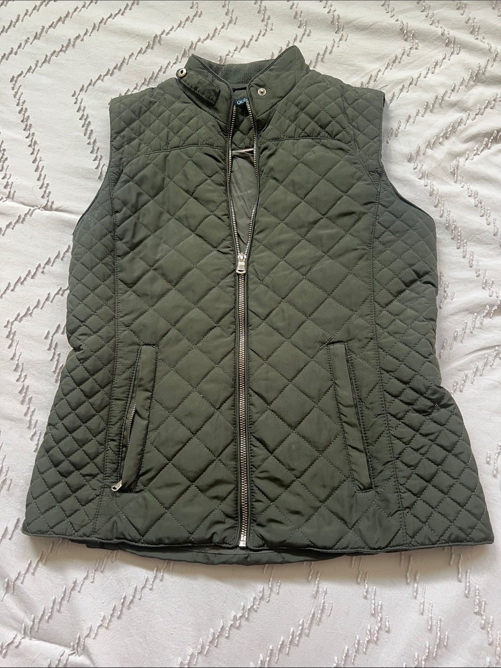 Quinn Quilted Olive Green Vest with Zipper